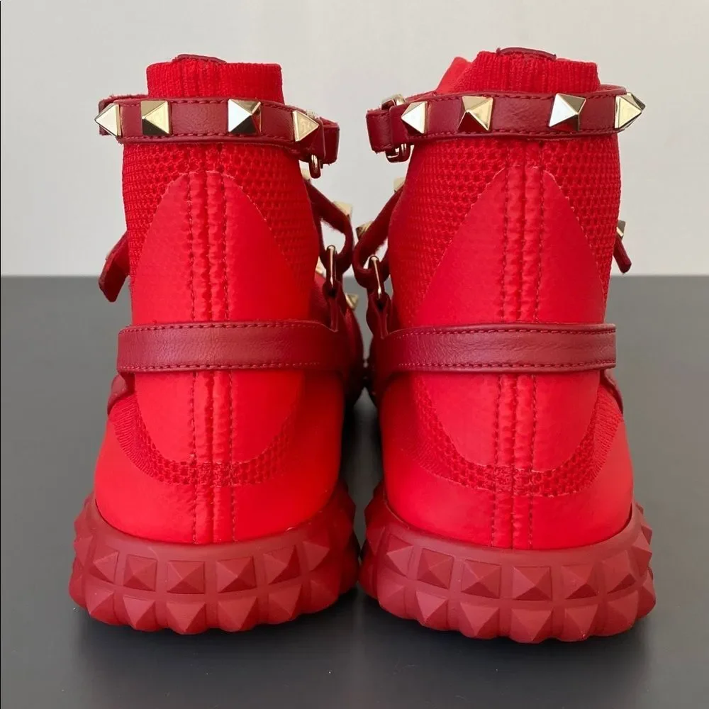 VALENTINO GARAVANI Rockstud Leather Sock Sneakers Sz 37 US 6.5 Luxury Designer